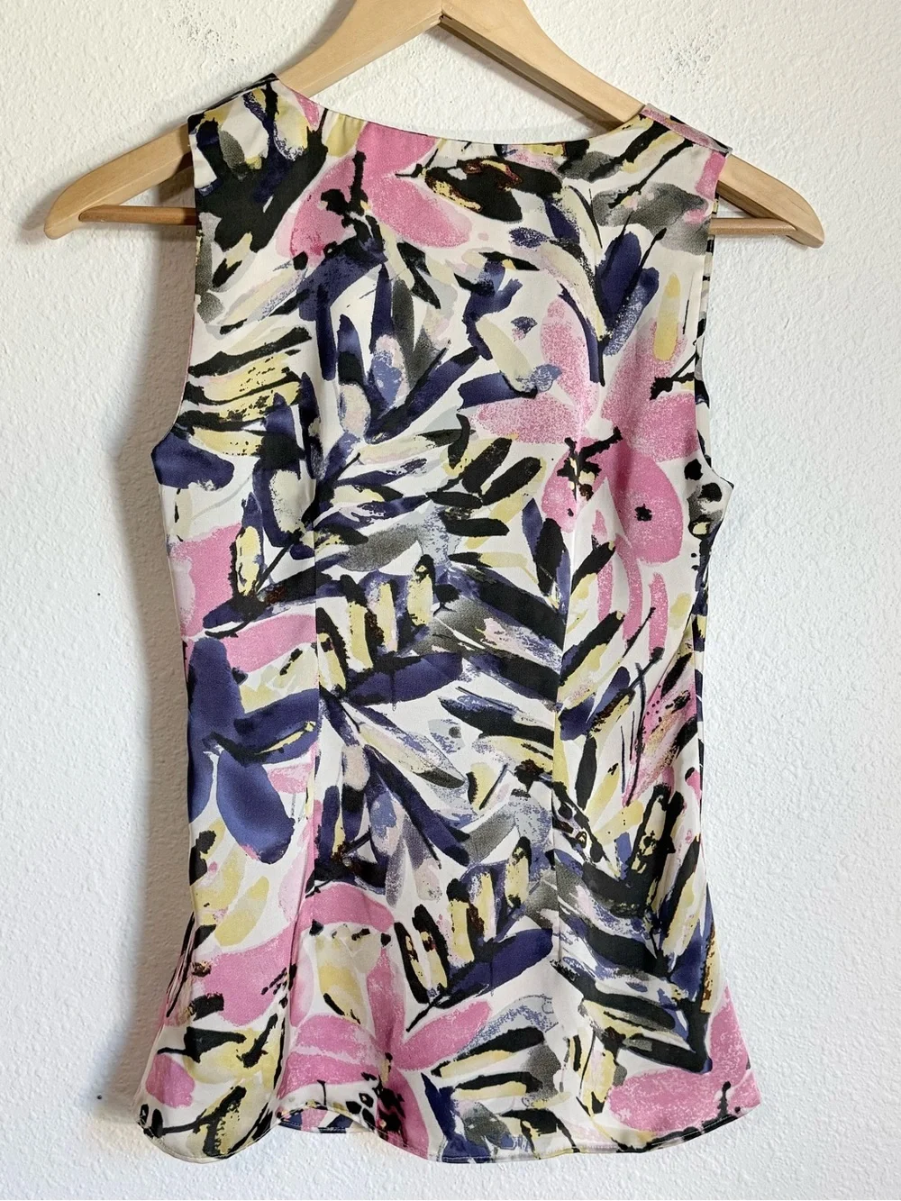 Y2K Banana Republic Satin Floral Sleeveless Top Fairy Feminine Coquette - Picture 9 of 9